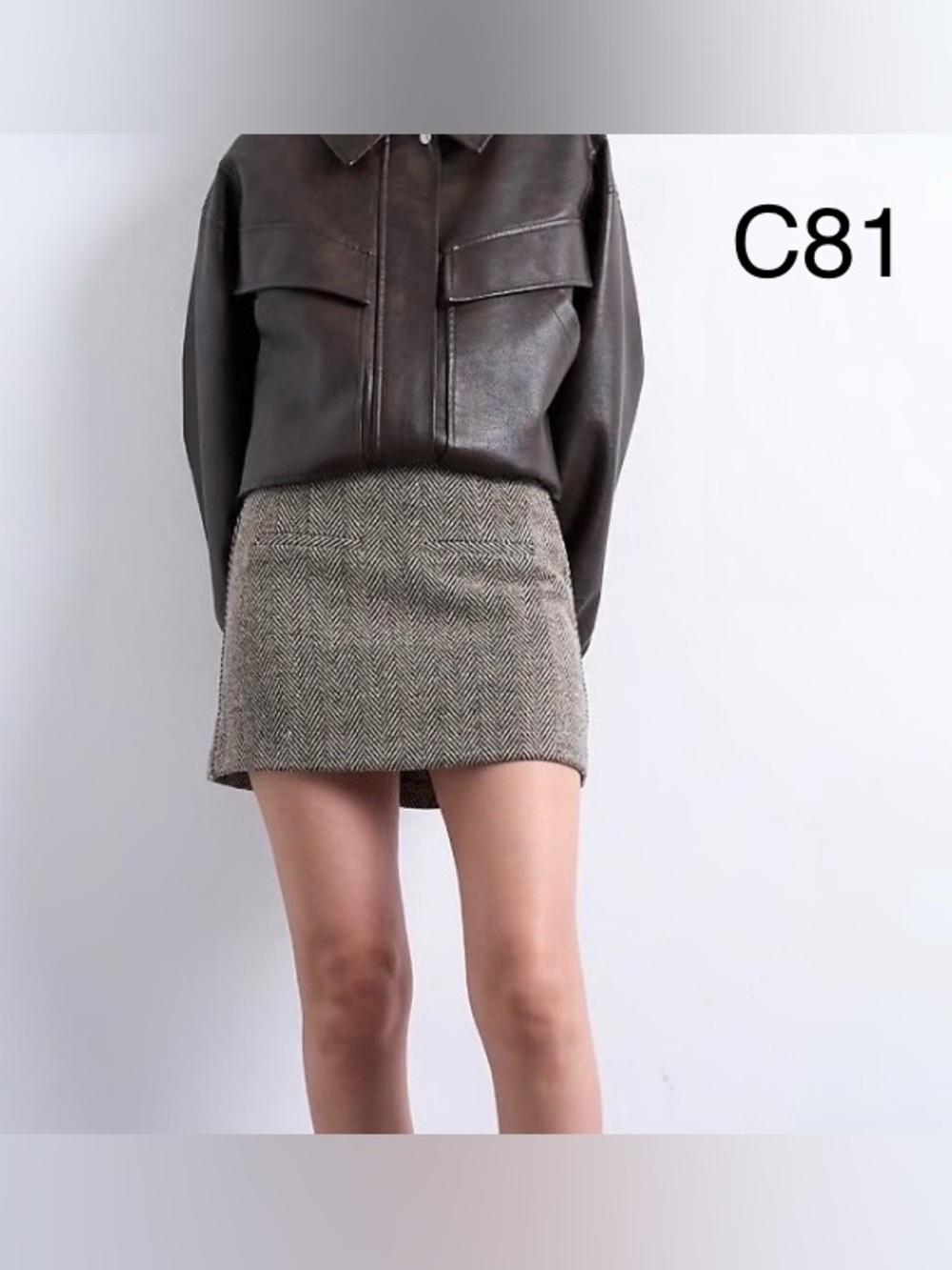 Exlura Classic Textured Herringbone Mini Skirt in Brown,Size Large